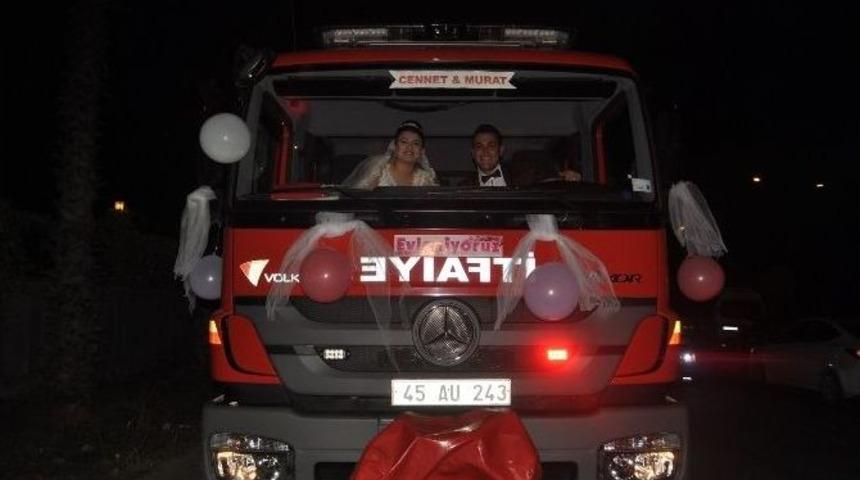 İtfaiye Eri, İtfaiye Aracını Gelin Arabası Yaptı