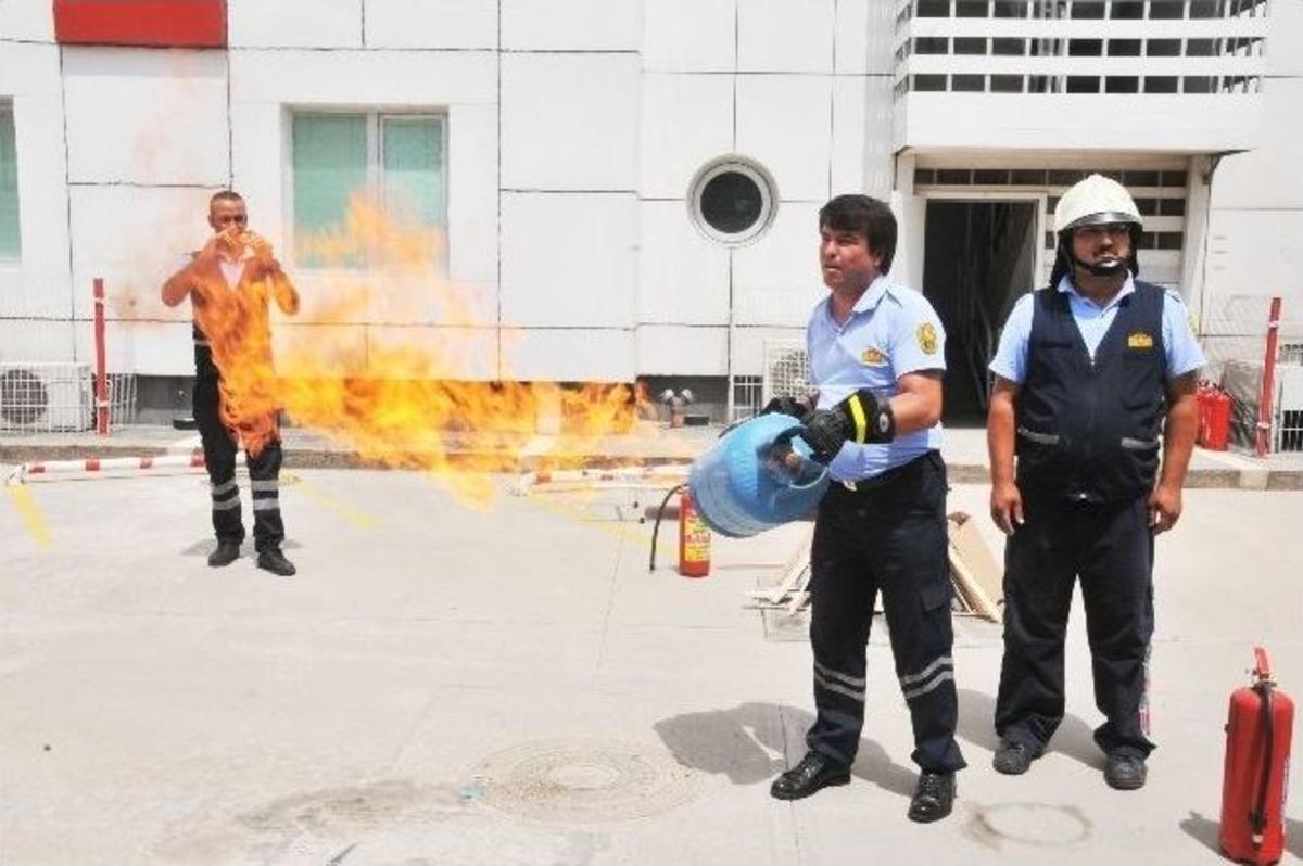 Hastanede Heyecanlı Tatbikat