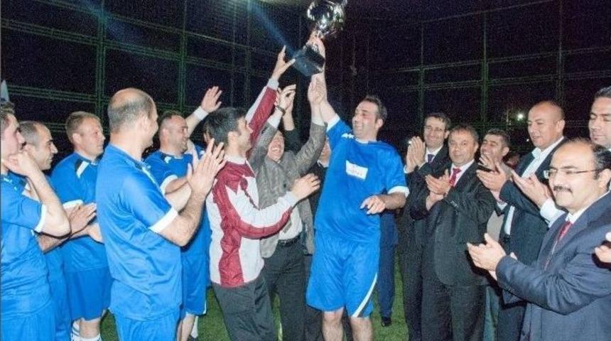 Hes Kablo A.ş. Futbol Turnuvası D&uuml;zenledi