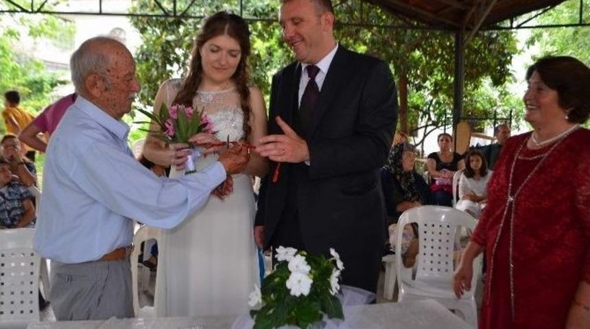 Ortaca&rsquo;ya Ukrayna&rsquo;dan Gelin Geldi