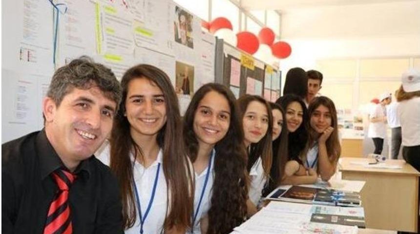 Lokman Hekim Anadolu Lisesi&rsquo;nde T&uuml;bitak 4006 Bilim Fuarı