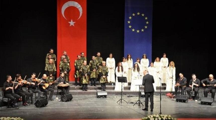 Antakya Medeniyetler Korosu&rsquo;ndan Muhteşem Konser