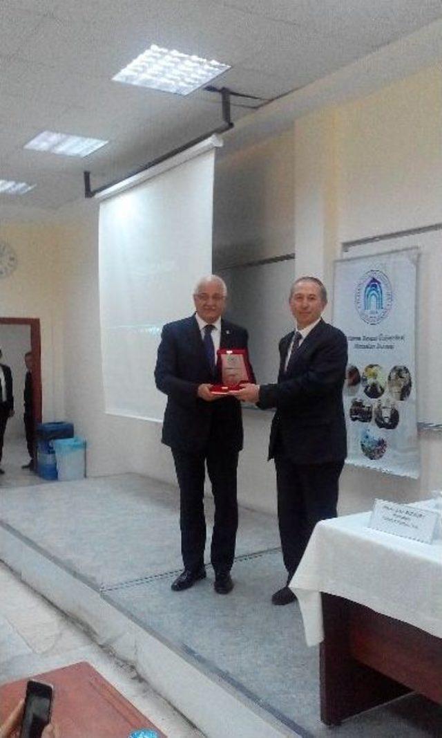 Ak Parti Gaziantep Milletvekili Mehmet Erdoğan, Yıldırım Beyazıt Üniversitesi’nde Gençlerle Buluştu. 2