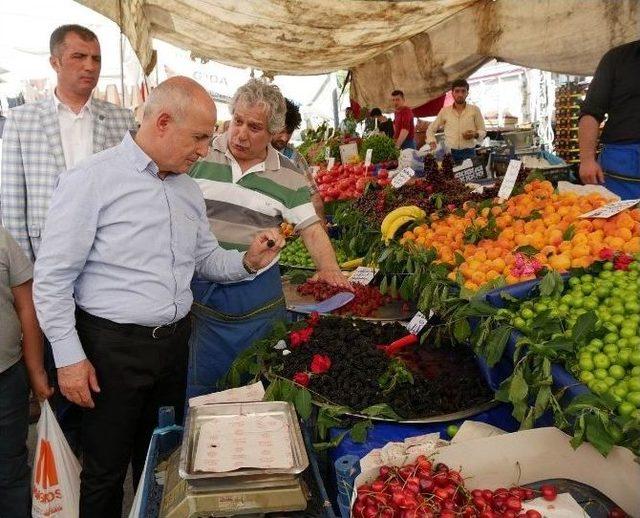 Akg&uuml;n Cumartesi Pazarında Vatandaşı Dinledi 2