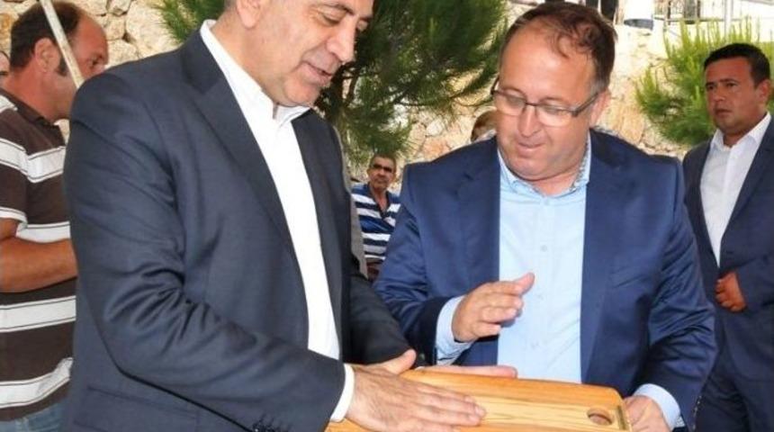 G&uuml;rsel Tekin&rsquo;den Hisarcıklıoğlu&rsquo;na Cevap: