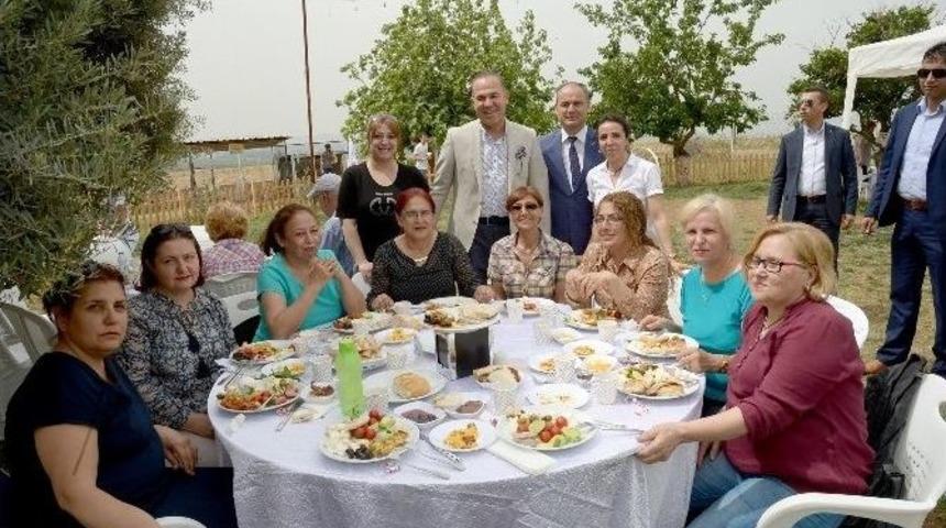 S&ouml;zl&uuml;: &ldquo;19 Mayıs En &Ccedil;ok Adana&rsquo;ya Yakışır&rdquo;