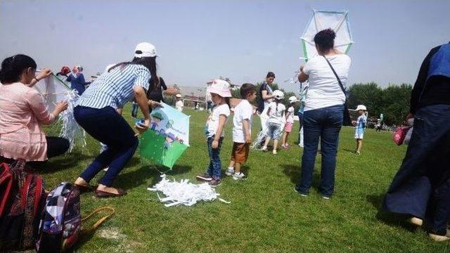 Sarıgöl’de Uçurtma Şenliği