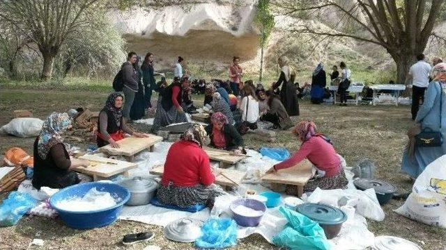 Öğrenciler Çat Vadisinde Yürüş Yaptı