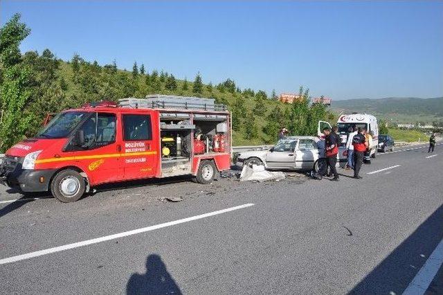 Boz&uuml;y&uuml;k&rsquo;te Trafik Kazası, 1 &Ouml;l&uuml; 1 Yaralı 2