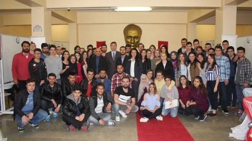 Ak&ccedil;akoca Myo&rsquo;dan Mezuniyet Projeleri Sergisi