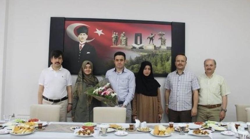 &Ccedil;anakkale&rsquo;den Ankara&rsquo;ya Mektupla Kurulan &rsquo;g&ouml;n&uuml;l K&ouml;pr&uuml;s&uuml;&rsquo;