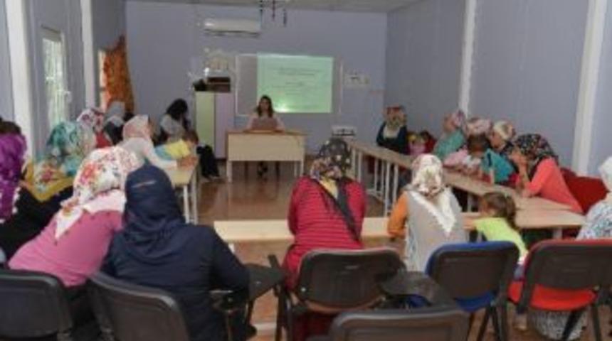 İstismara Karşı Kadın Ve &Ccedil;ocuklara Farkındalık Eğitimi Verildi