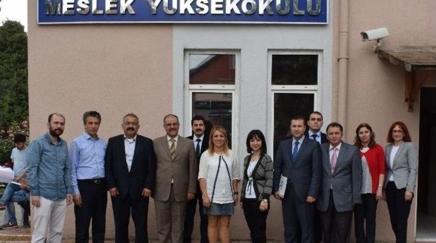 Sosyal Bilimler Myo&rsquo;dan Kurum Dışı Paydaşlara Teşekk&uuml;r