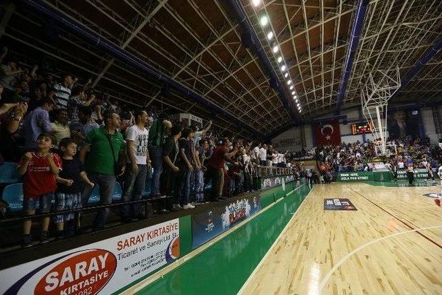 Büyükşehir Basket Yarı Final İçin Sahada