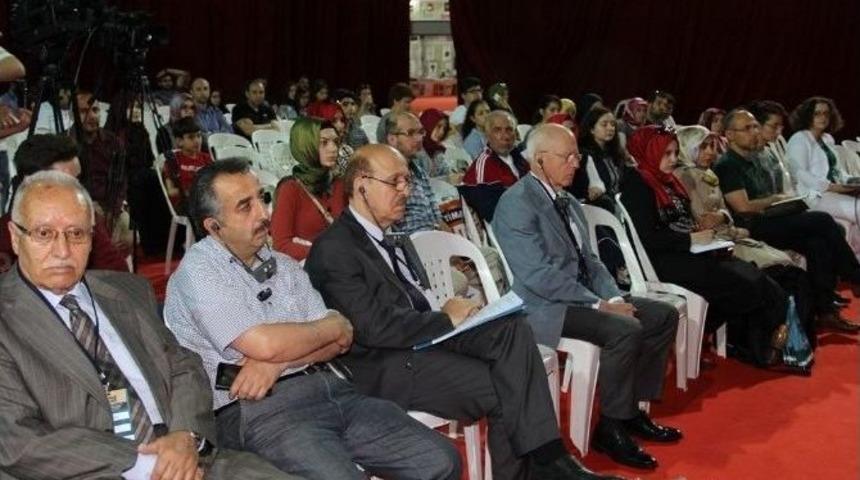 Osmanlı Medeniyeti Kitap Fuarında Konuşuldu