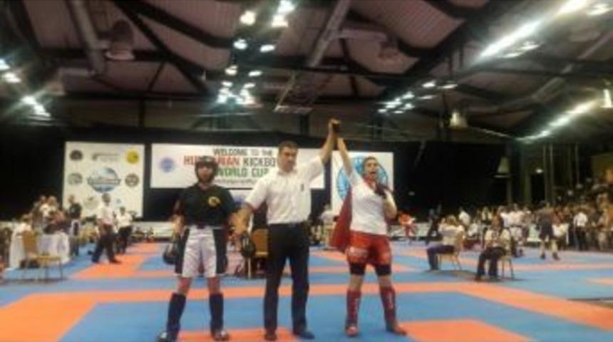 Diyarbakırlı B&uuml;şra Şimşek&rsquo;ten Tarihi Başarı