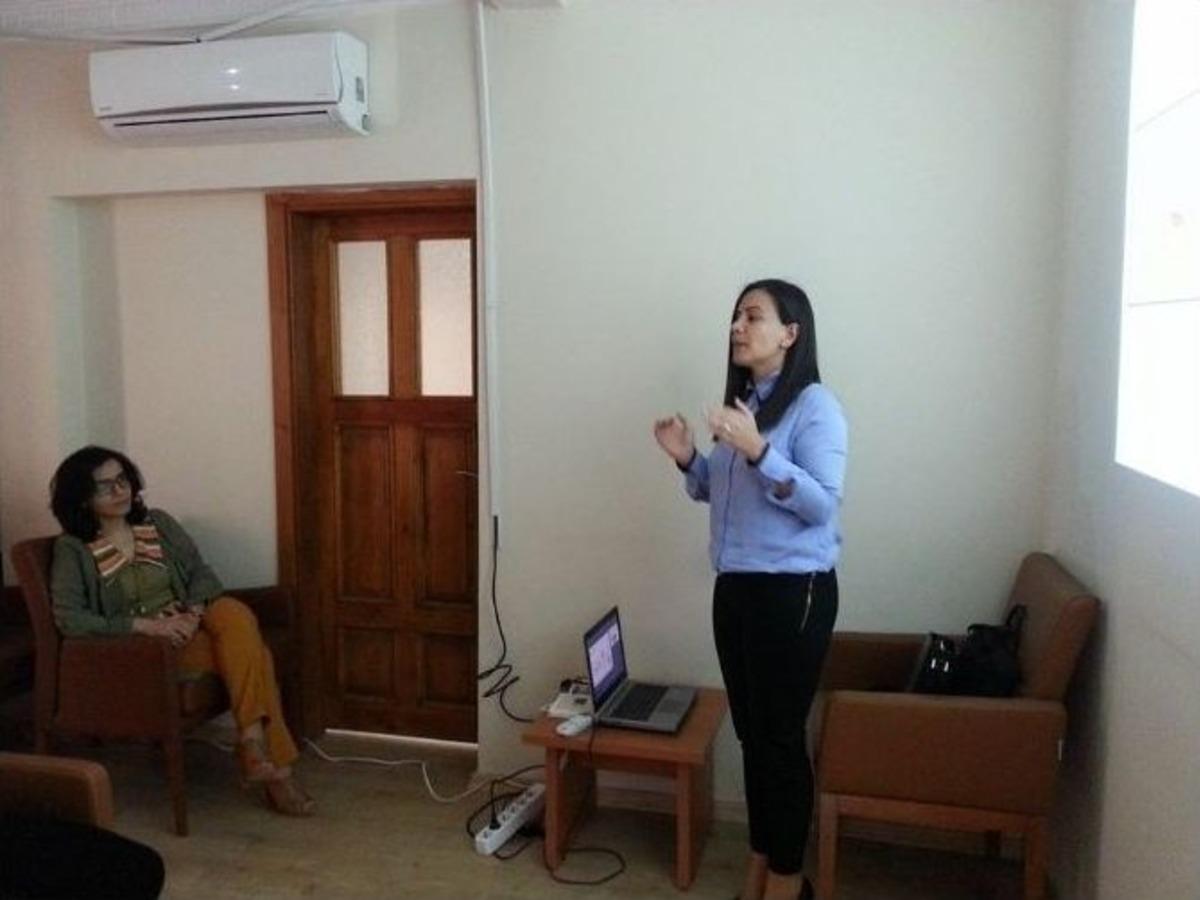 Efeler Belediyesi Kadınları Bilgilendirdi