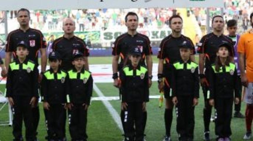 Akhisarspor&rsquo;dan Ma&ccedil;ın Hakemi Arslanboğa&rsquo;ya Tepki