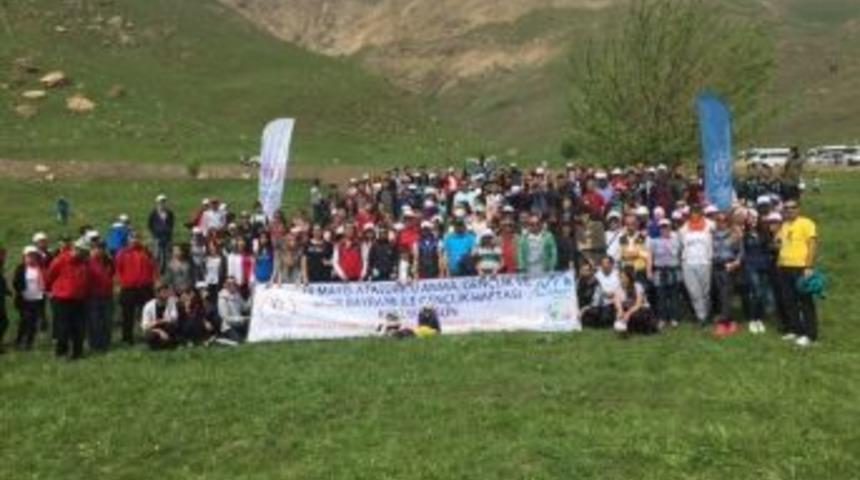 Hakkari&rsquo;de 19 Mayıs Doğa Y&uuml;r&uuml;y&uuml;ş&uuml;