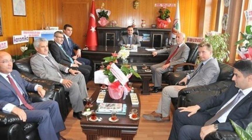 Daire M&uuml;d&uuml;rlerinden B&ouml;lge M&uuml;d&uuml;r&uuml; Adnan Kayım&rsquo;a &rsquo;hayırlı Olsun&rsquo; Ziyareti