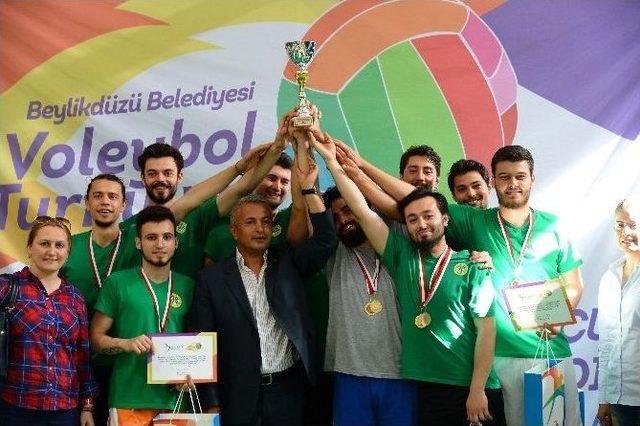 Beylikdüzü Belediyesi Amatör Voleybol Turnuvası Şampiyonu Belli Oldu