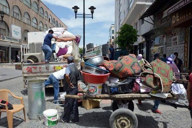 Surlu Vatandaşlar Aylar Sonra Eşyalarını Alıyor