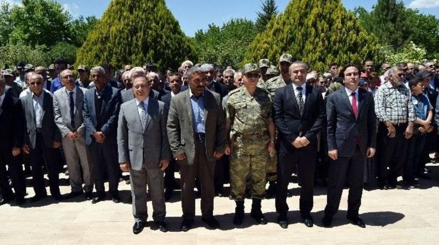 34 Casa Şehidi G&ouml;zyaşlarıyla Anıldı