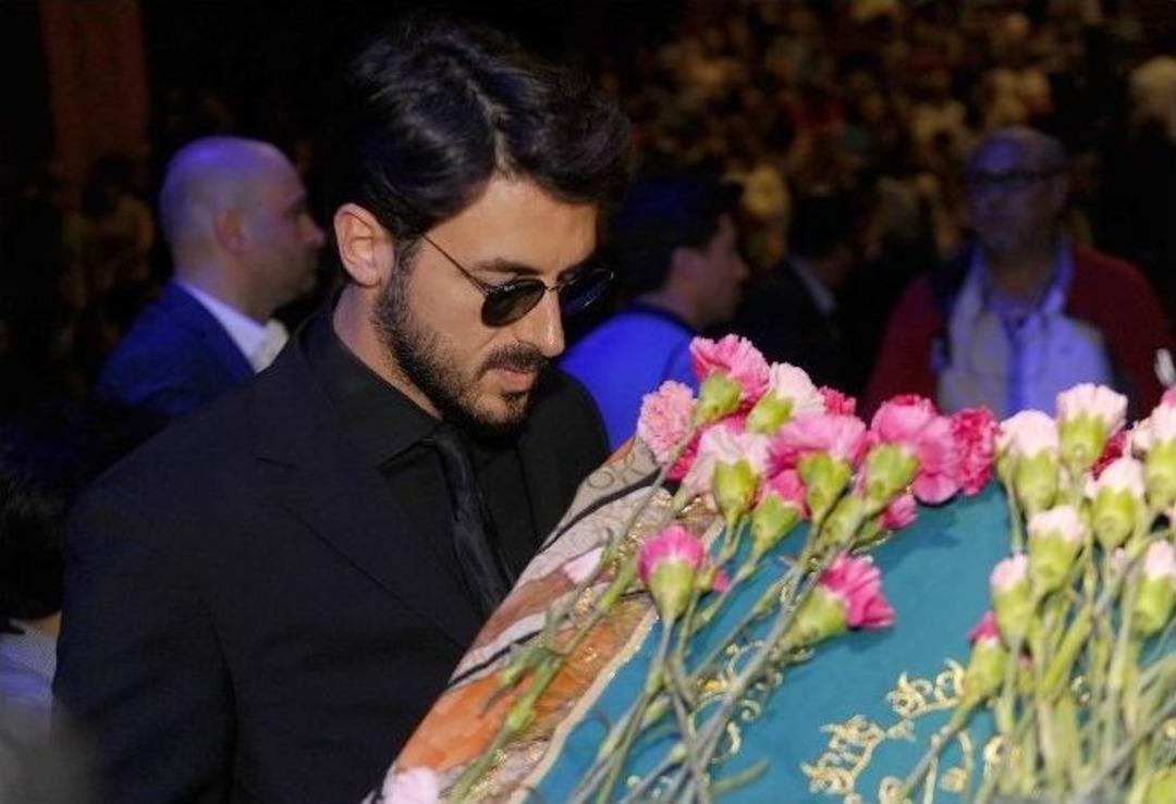 &Uuml;nl&uuml; İsimlerin G&ouml;zyaşları Oya Aydoğan İ&ccedil;in D&ouml;k&uuml;ld&uuml;