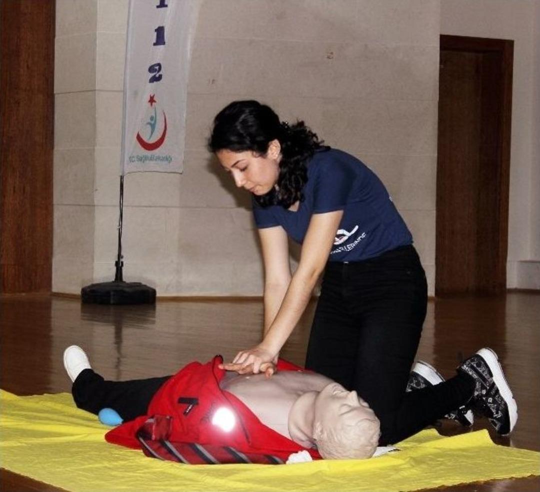 Hayat Bu Gen&ccedil;lerin Ellerinde