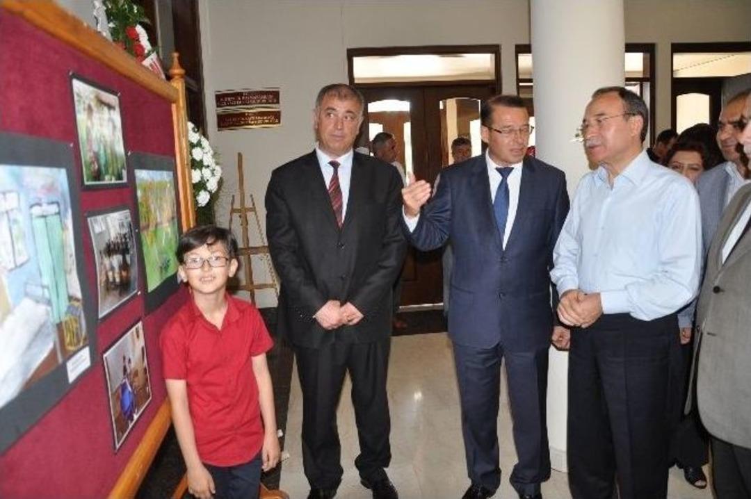 &Ouml;ğrencilerden Karma Sergi