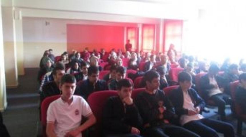 Bing&ouml;ll&uuml; &Ouml;ğrencilere Madde Bağımlılığı Semineri