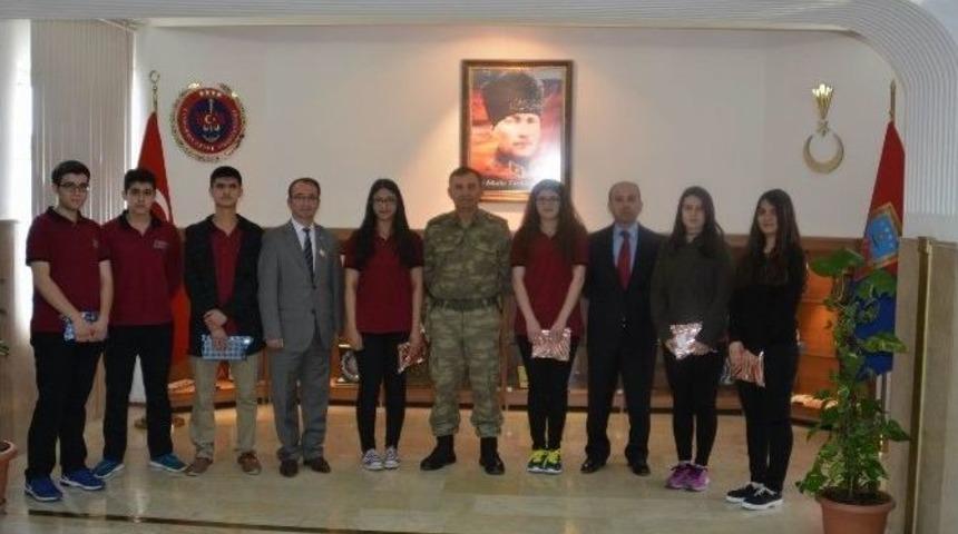 &Ouml;ğrencilerden G&uuml;neydoğu&rsquo;daki Askerlere Mektup