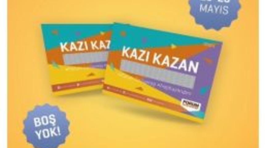 Avm&rsquo;de Kazıyan Kazanıyor, Hediyeyi Yakalıyor