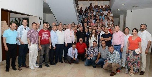 Başkan Çetin: “kemer’de Ticaret Yüzde 90 Düştü”