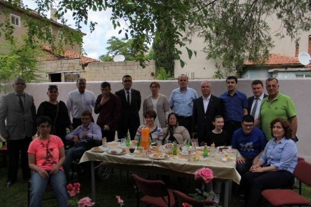 Engeller Sanata Engel Değil