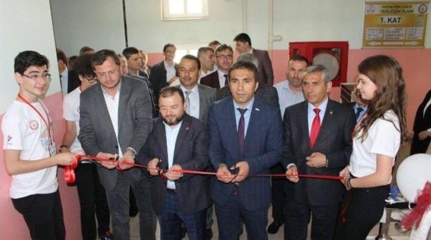 Fen Lisesi&rsquo;nden T&uuml;bitak 4006 Bilim Fuarı