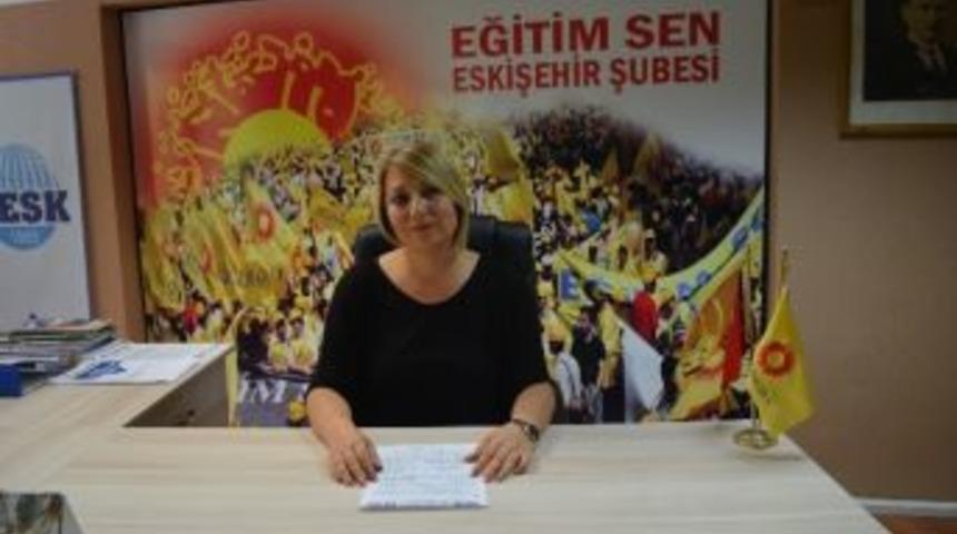 G&ouml;revden Alınan 4 &Ouml;ğretmen Hakkında Y&uuml;r&uuml;tmenin Durdurulması Kararı