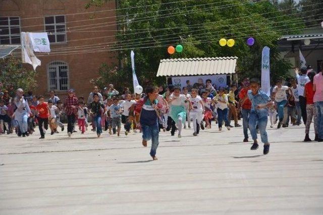 İhh, Şanlıurfa’da 520 Yetimi Sevindirdi