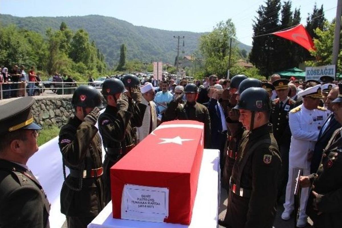 Şehit Piyade Uzman &Ccedil;avuş Tunahan Kartal Memleketi Ereğli&rsquo;de Defnedildi
