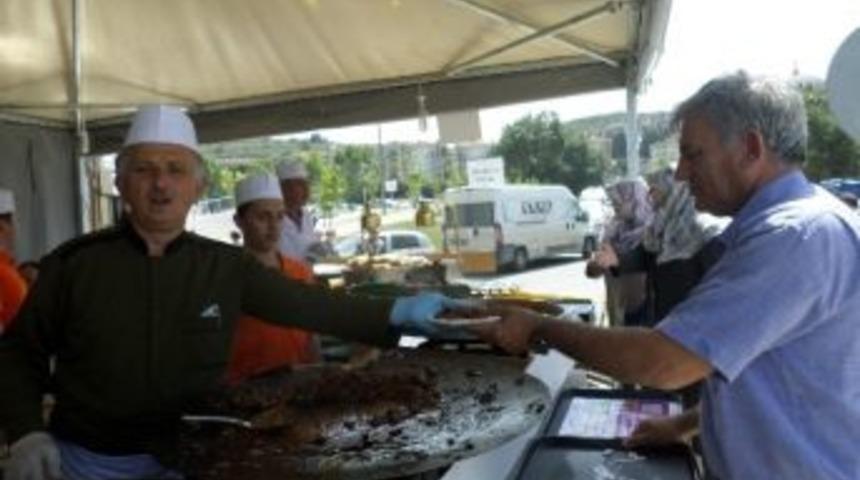 Yurt &Ouml;ğrencileri İ&ccedil;in Kermes