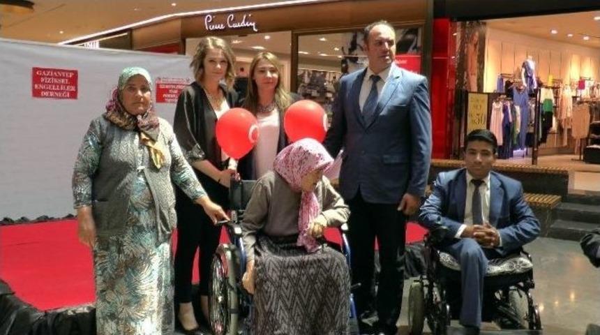 Fiziksel Engellilerden &Ouml;rnek Davranış