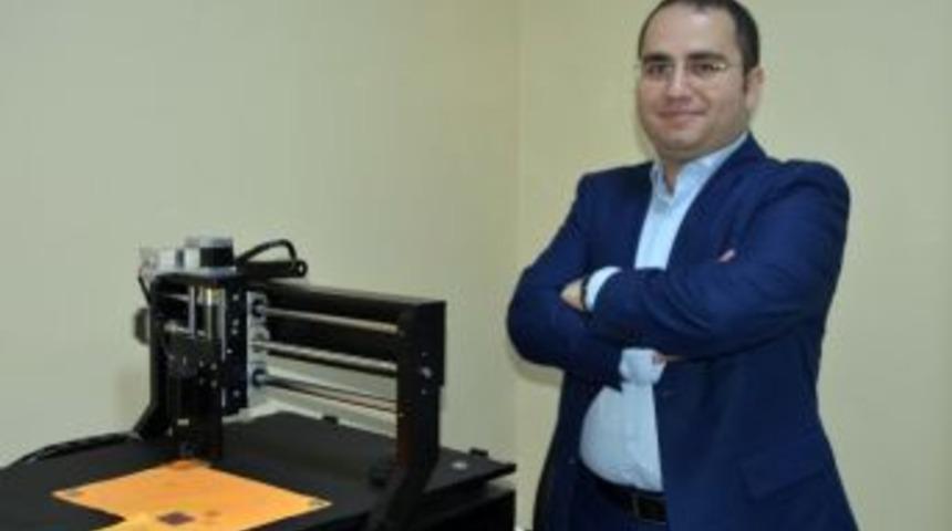 (&ouml;zel Haber) Kayserili Girişimci T&uuml;rkiye&rsquo;nin İlk Lazerli Devre Kartı Baskı Makinesi &Uuml;retti