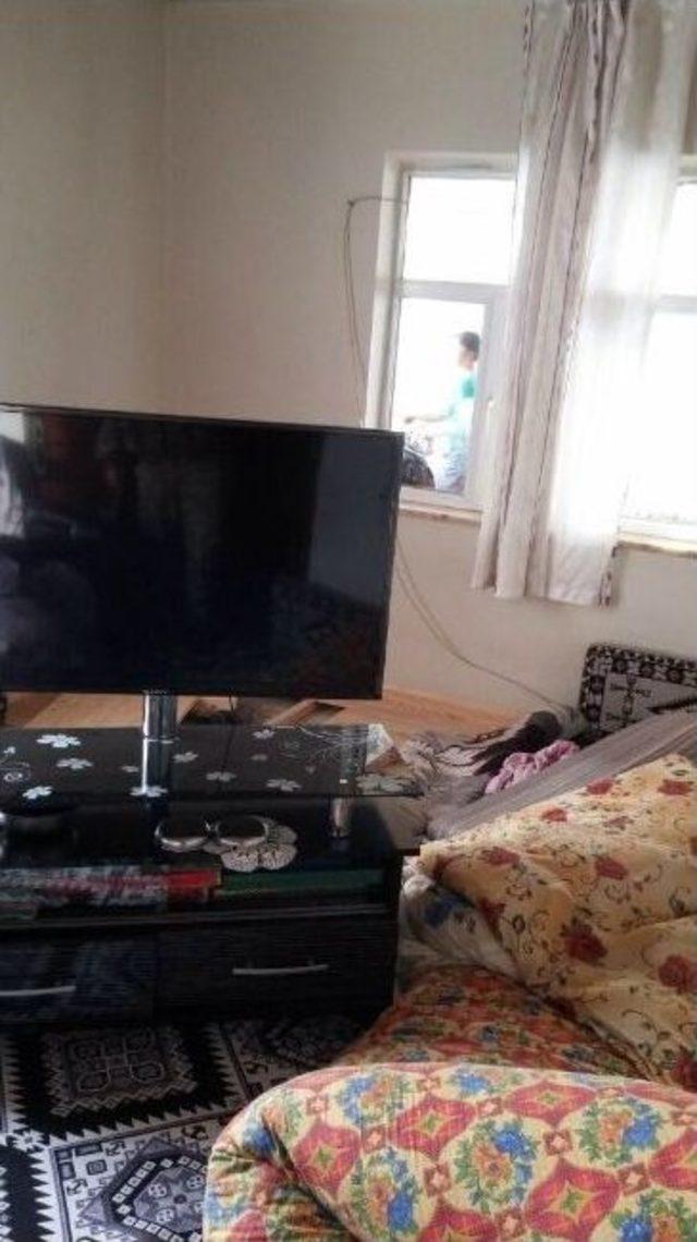 Cinayet Zanlısı Evinin Altındaki Sığınakta Yakalandı 3