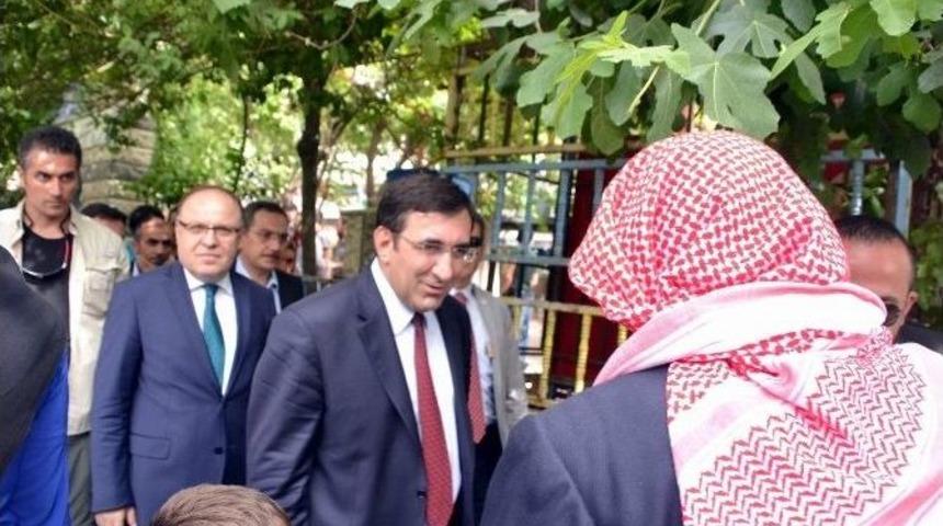 Kalkınma Bakanı Yılmaz Siirt&rsquo;te Esnafı Ziyaret Etti