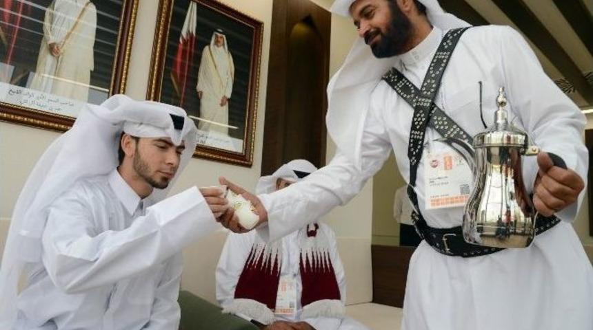 300 Yıllık &rsquo;&ccedil;&ouml;l G&uuml;l&uuml;&rsquo; Ziyaret&ccedil;i Akınına Uğruyor