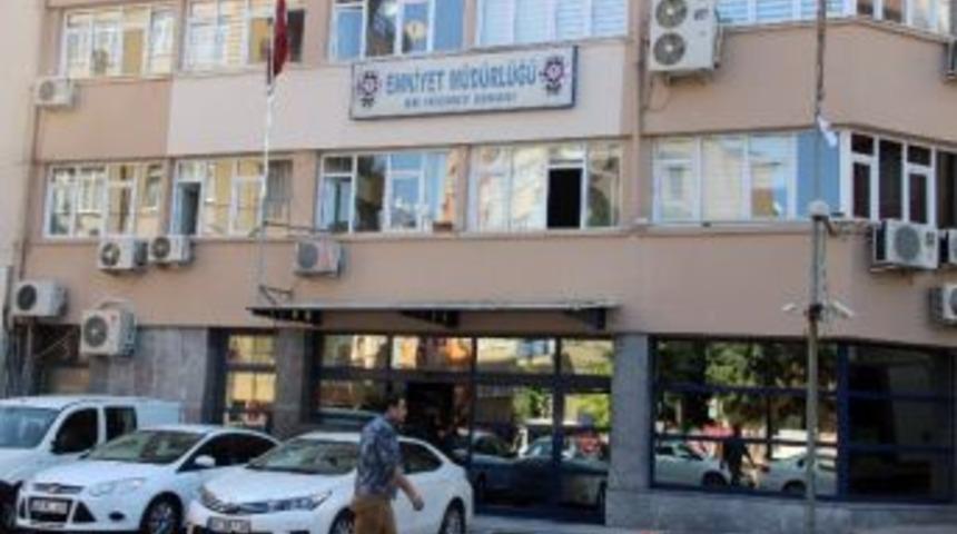Manisa&rsquo;da Paralel Yapı Operasyonu: 10 G&ouml;zaltı