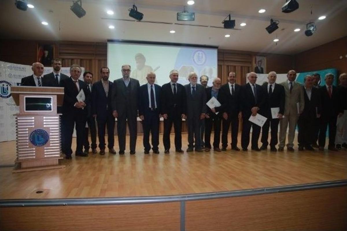 Bayburt &Uuml;niversitesi Dede Korkut Bilim, K&uuml;lt&uuml;r, Sanat Ve Edebiyat &Ouml;d&uuml;lleri Sahiplerini Buldu