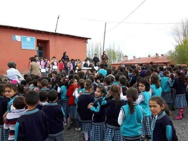 Şehirder’den Köy Okullarına Diş Fırçası Ve Macunu