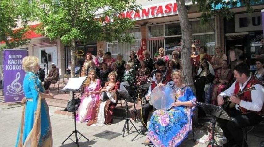 Nil&uuml;fer Belediyesi Kadın Korosu&rsquo;nun Yardım Konserleri