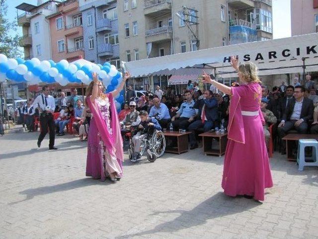 Nilüfer Belediyesi Kadın Korosu’nun Yardım Konserleri